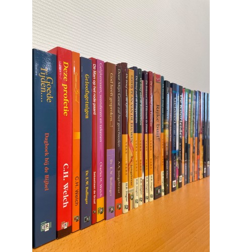 Een boekenplank vol